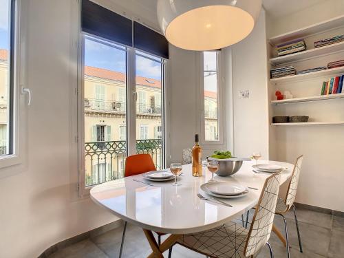 Nestor&Jeeves - BOW WINDOW BUFFA - City center - Very close beach, Nice (fotografie 8)