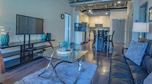 Two-Bedroom Apartment room in 2BR Fully Furnished Apartment in Midtown Atlanta apts