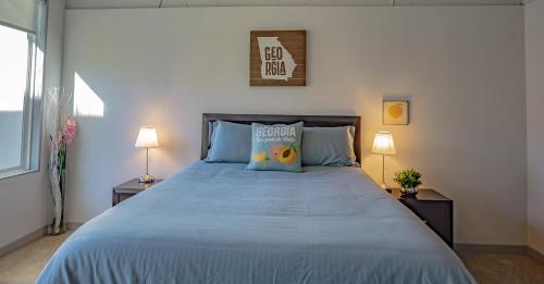 2BR Fully Furnished Apartment in Midtown Atlanta apts - image 3