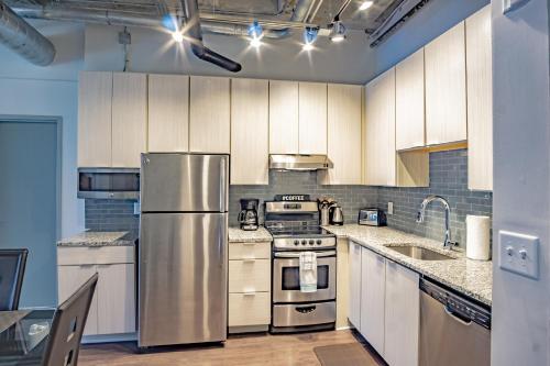 Two-Bedroom Apartment image 5