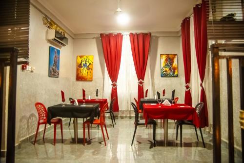 Restaurant, Homey Lodge in Kenyase