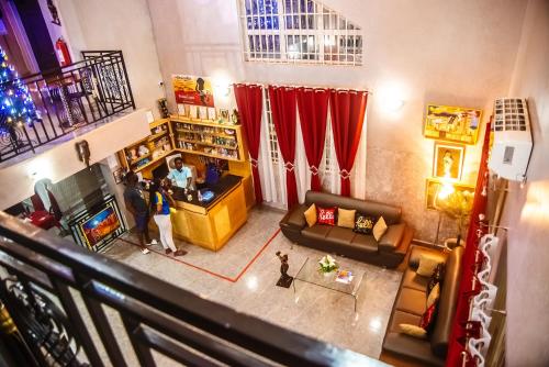 Dotări, Homey Lodge in Kenyase