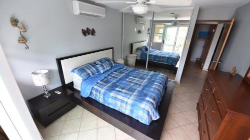 Seashore Condo - image 8