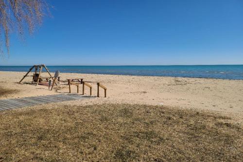 Sunrise Beach Oscoda @ Surfside