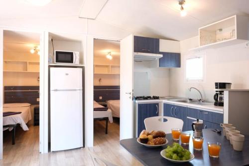 3 bedrooms, 6 beds