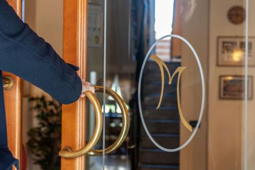 Hotel Melecchi - image 2