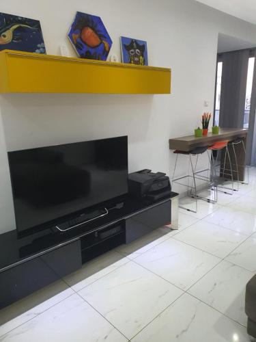 Immaculate 2-Bed Apartment in Larnaca