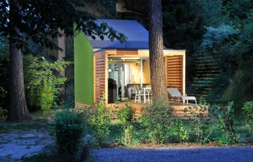 One-Bedroom Bungalow