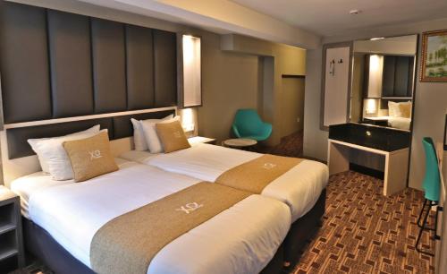 XO Hotels City Centre Room Type - Twin Room
