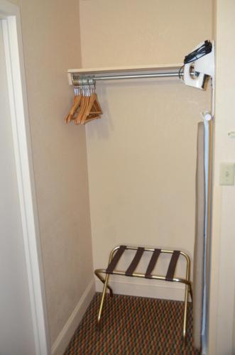 Double room, hydromassage bathtub