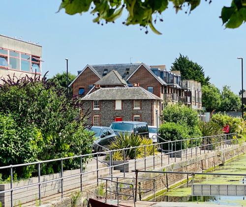 Central Chichester Character House gîte à louer Donnington