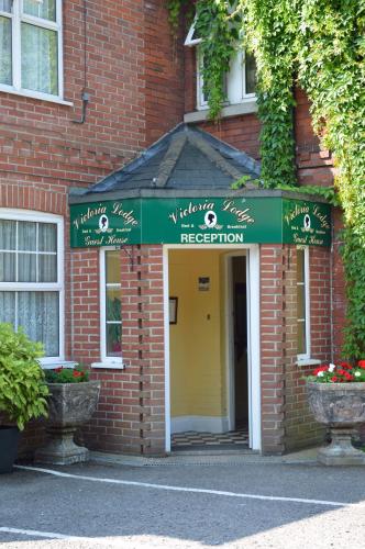 Victoria Lodge