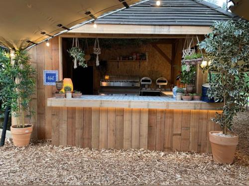 Garden, The Admiral Cunningham Hotel in Bracknell