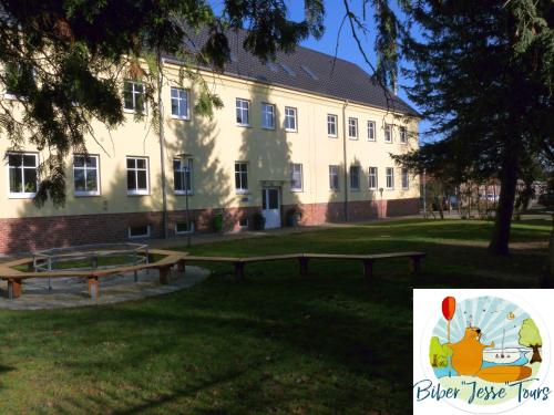 . Jugendhotel Biber Jesse Tours