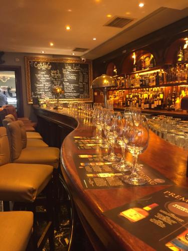 336356036 Headfort Arms Hotel