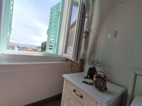 Holiday house in Pakostane with air conditioning, WiFi, washing machine, dishwasher 5016-1