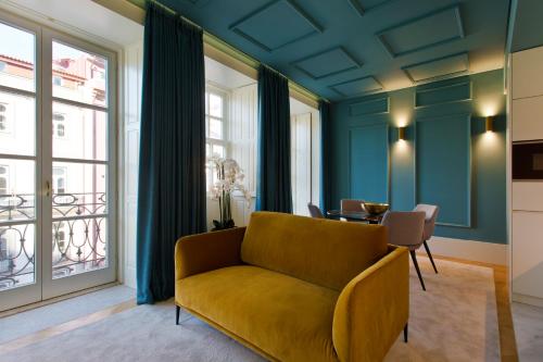 BOUTIQUE Rentals-Kinga’s Ribeira River great views, Porto