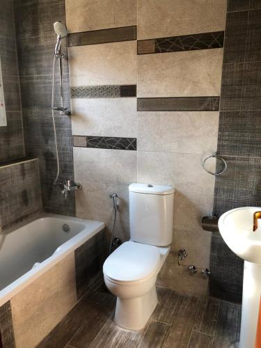 Elite Royal Five Stars - family only - New Cairo