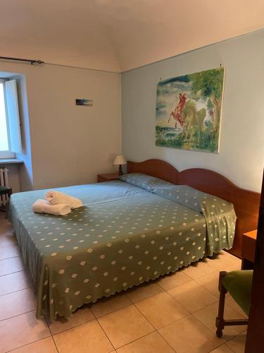 Double or twin room, economy