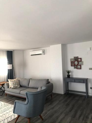 Modern and Vibrant Apartment 7 Min to Marmaris Public Beach