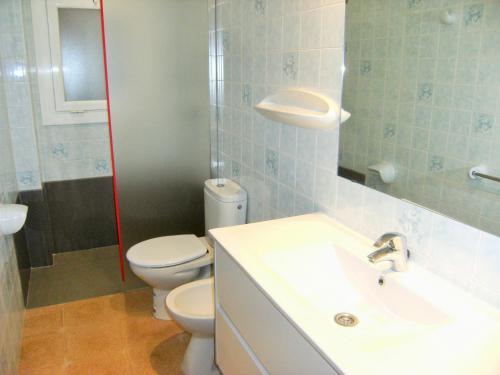 Apartment with Sea View image 2
