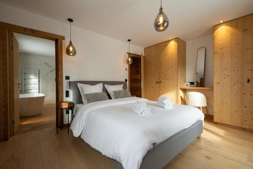 Yack Chalet neuf 15 personnes 7 chambres 5 salles de bain