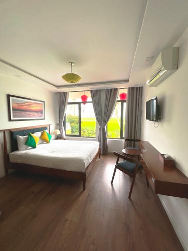 room detail thumbnail 1