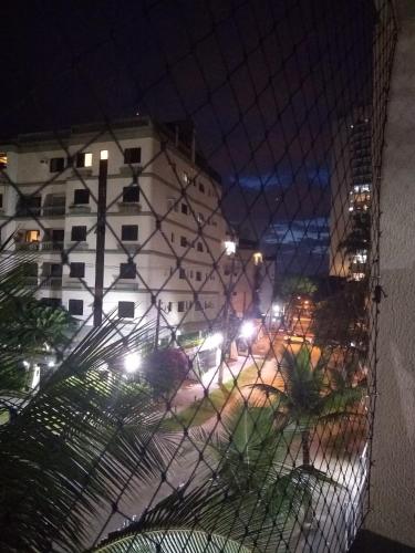 Apartamento com varanda, 3 Dormitorios, Guaruja - Enseada near Bill E Pepa