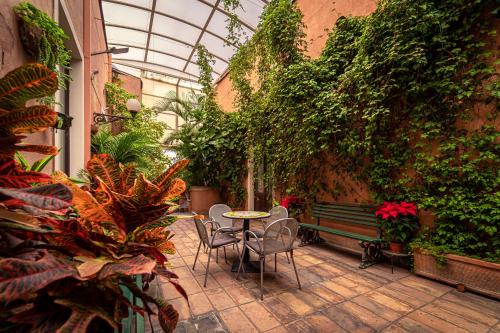 Balcony/terrace, Hotel Villa Romeo in Catania