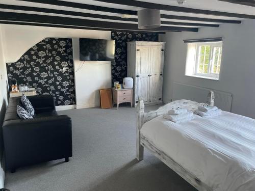 The Farmers Arms Inns - image 4