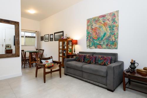 Omar do Rio - BT82/108: Apto moderno c/2Qtos, Garagem, Internet 250mbps, Smart TV, 05 minutos andand
