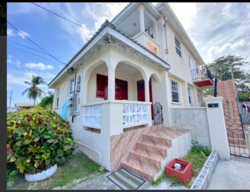 Vista exterior, Carmen Apartment in Bridgetown