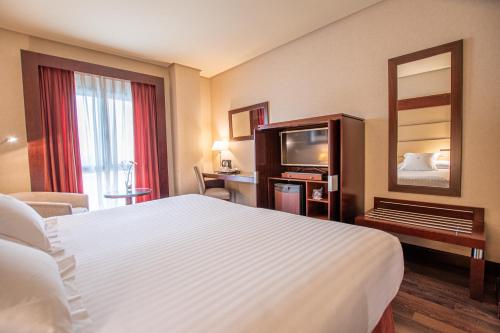 โรงแรมบาดาจอซเซนเตอร์ (Badajoz Center Hotel) in บาดาโฮซ