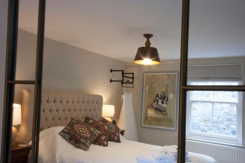 Merrythought Cottage - entire 2 bed, 2 bath cottage in the heart of Rye citadel