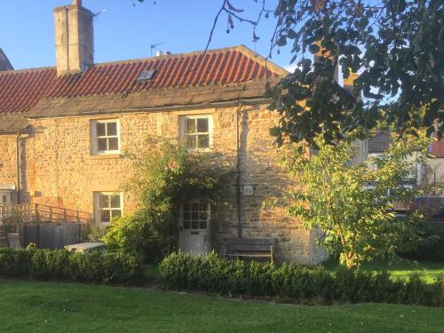 Corner Cottage - Boldron