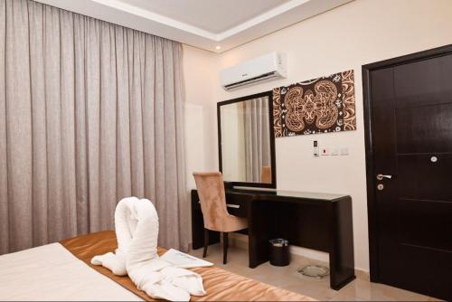 The Artisan Hotel-Suits - image 10