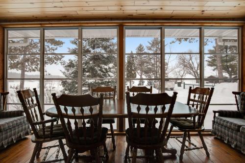 Red Arbor Retreat in Arbor Vitae, USA