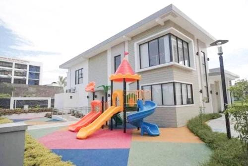 Cozy 2BR Condo With Netflix & 35mbps internet