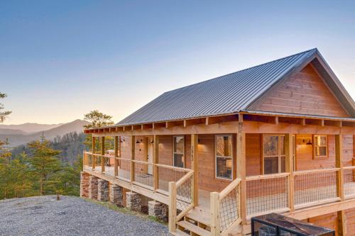 Mountain JERNE cabin in Sevierville, USA