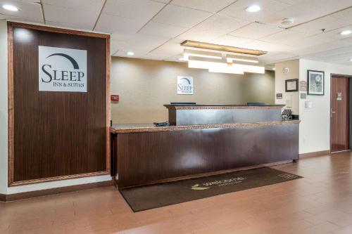 Sleep Inn & Suites Jacksonville near Camp Lejeune