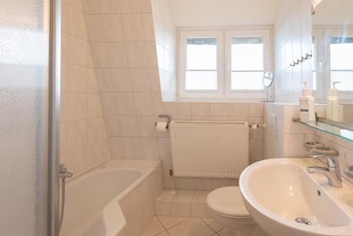 Holiday Home image 4