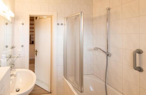 Holiday Home image 3