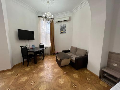 Olive hotel - image 2