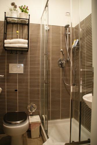 Rome Orange Inn 5