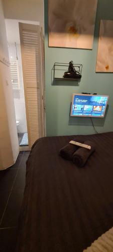 Mi BnB Amsterdam - image 2