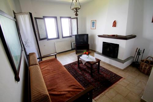 1 double bed, 4 sofa beds