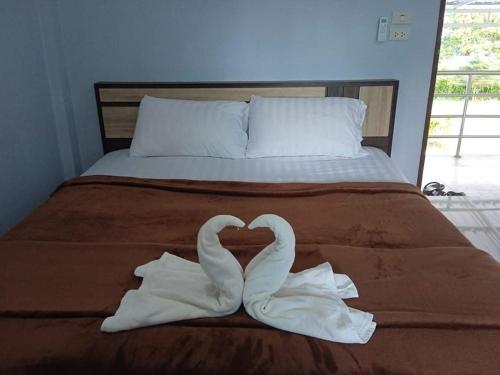 อาร์ทู R2 RongKhun in แม่ลาว