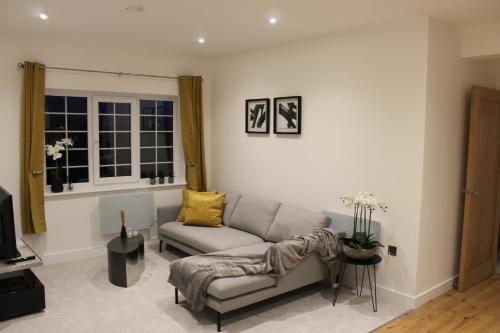 Picture of Luxury 2 Bed Apartment In The Heart Of Rochester