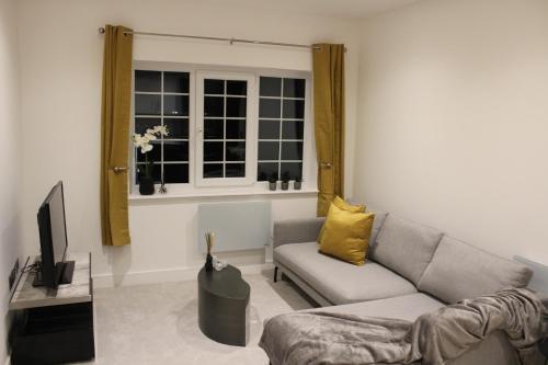 Luxury 2 Bed Apartment In The Heart Of Rochester in Rochester