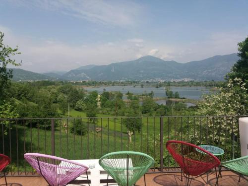 CASETTA MIRAVIGNA cozy flat with garden in Franciacorta & Iseo Lake